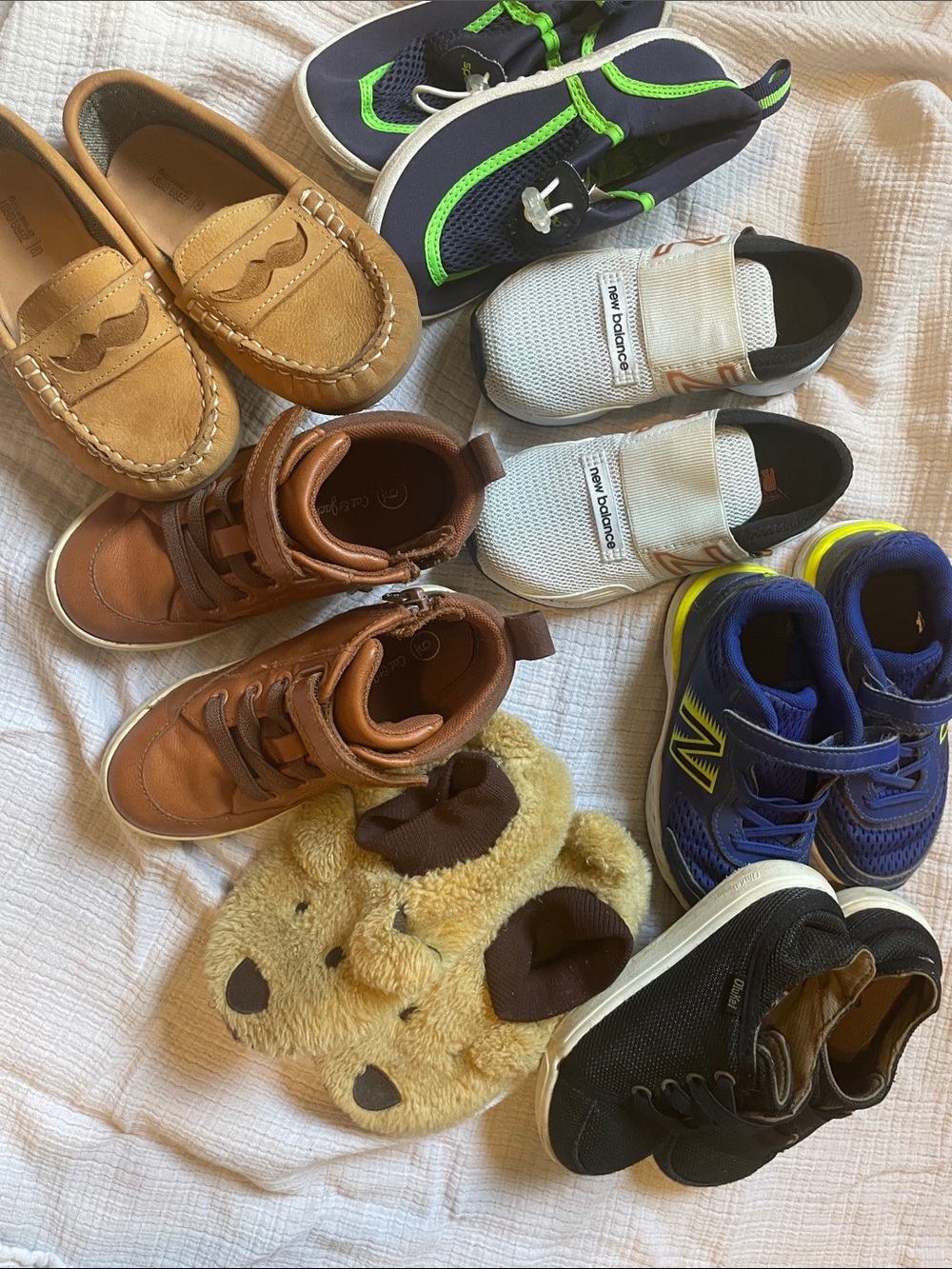 Toddler size 9 shoe bundle